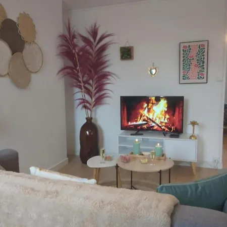 Le Dampierre -apt Centre דירה