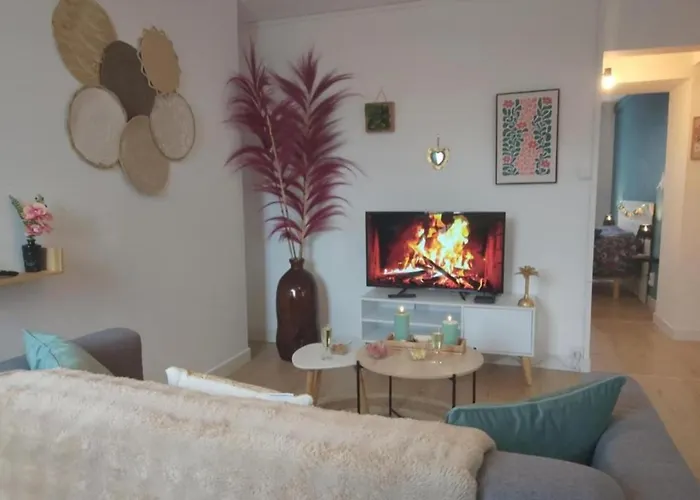 Le Dampierre -apt Centre דירה